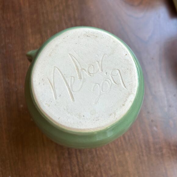 Clay in motion hand warmer mug signed - Picture 8 of 8